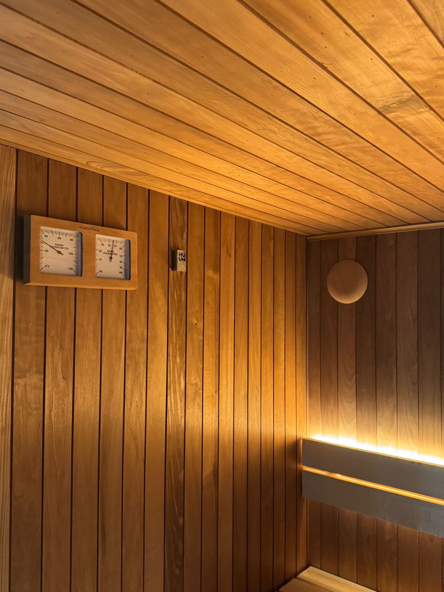 Modern Wood Architects luxury sauna